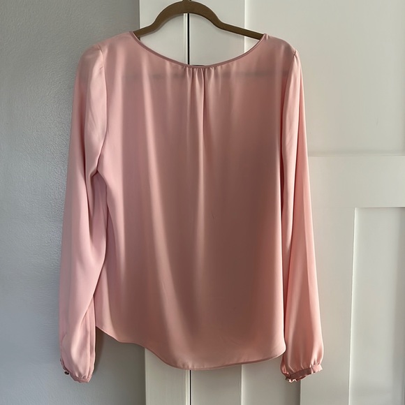 White House Black Market WHBM Soft Pink Dressy Top Blouse Tassels Lined 10 M - Picture 8 of 8